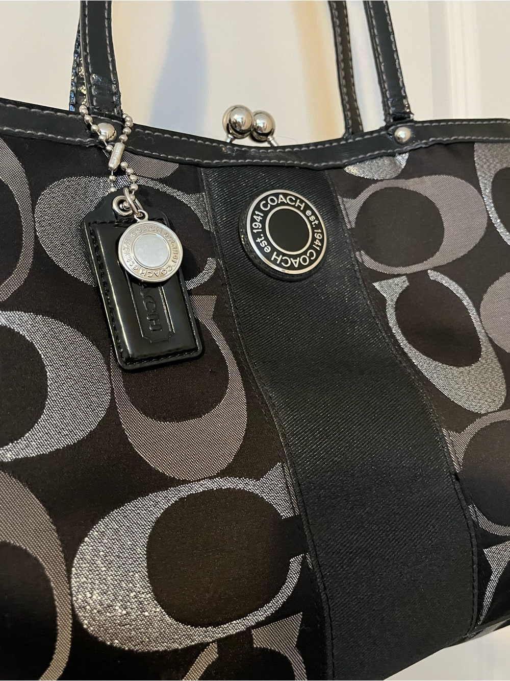 Coach Black Carryall Kisslock Frame Tote Gray & Silver C Monogram - Picture 3 of 16